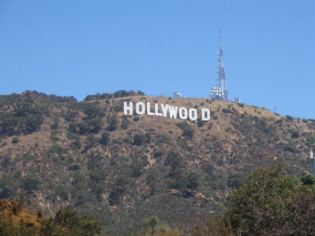 Una collina qualunque nei dintorni di Los Angeles (2008)